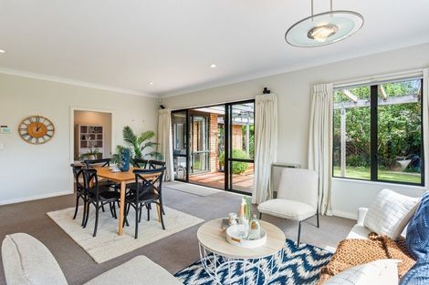 Photo of property in 84 Kapanui Road, Waikanae, 5036