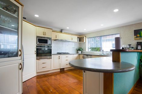Photo of property in 31 Earlsworth Road, Mangere East, Auckland, 2024