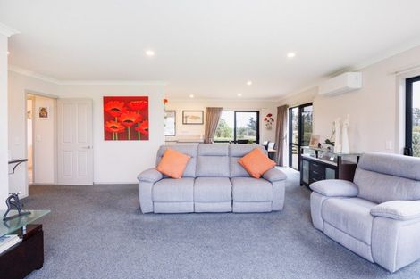 Photo of property in 110 Williams Road, Tokomaru, Palmerston North, 4474