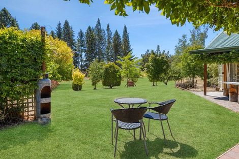Photo of property in 137 Cardrona Valley Road, Wanaka, 9382