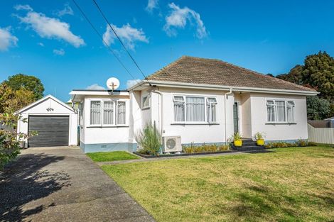 Photo of property in 2 Hodge Place, Aramoho, Whanganui, 4500