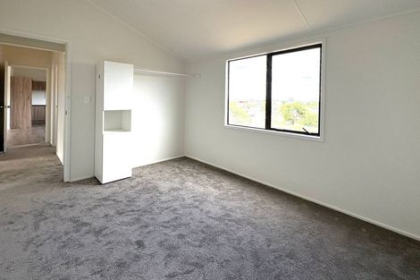 Photo of property in 87 Robert Skelton Place, Clendon Park, Auckland, 2103