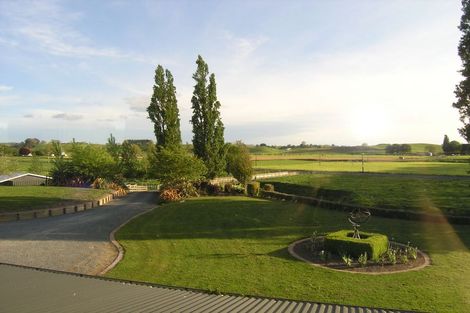 Photo of property in 215 Somerville Road, Tapapa, Tirau, 3485