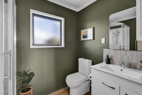 Photo of property in 43 Lincoln East Road, Everett Park, Inglewood, 4389