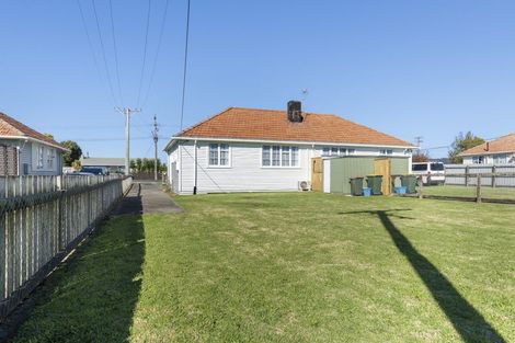 Photo of property in 38-40 Parris Street, Waitara, 4320