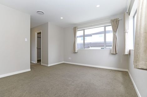 Photo of property in 674a East Coast Road, Pinehill, Auckland, 0630