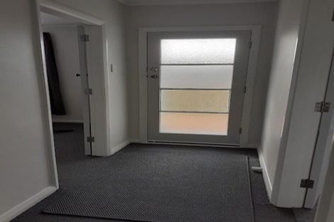 Photo of property in 19 Avro Crescent, Hornby, Christchurch, 8042