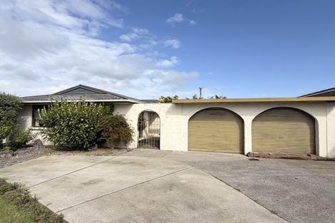 Photo of property in 33 Hutchinsons Road, Bucklands Beach, Auckland, 2014