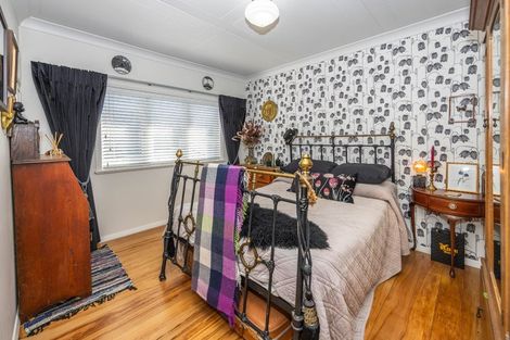 Photo of property in 69 Raeburne Street, Te Awamutu, 3800