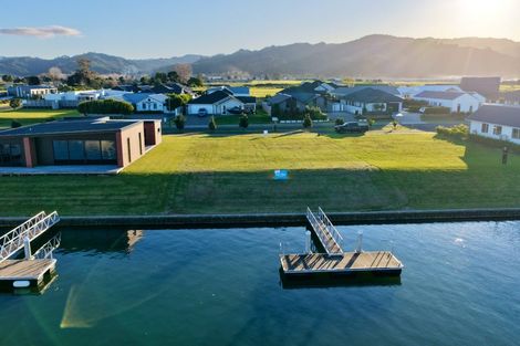 Photo of property in 23 Awatea Drive, Whitianga, 3510