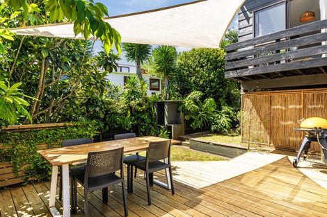 Photo of property in 2/29a Rangatira Road, Birkdale, Auckland, 0626