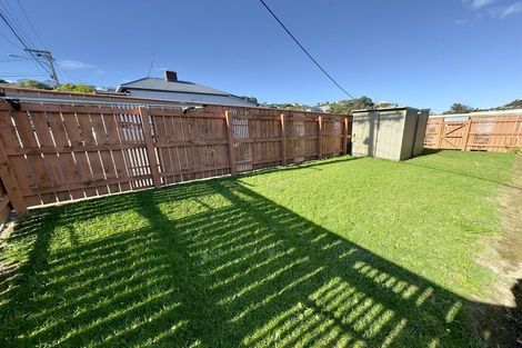 Photo of property in 2/13 Tapiri Street, Hataitai, Wellington, 6021