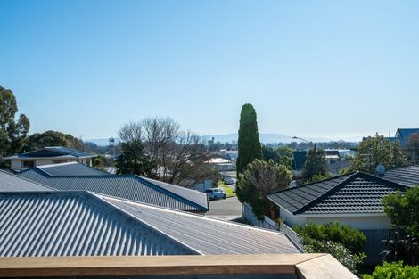 Photo of property in 43 Te Mata Road, Havelock North, 4130