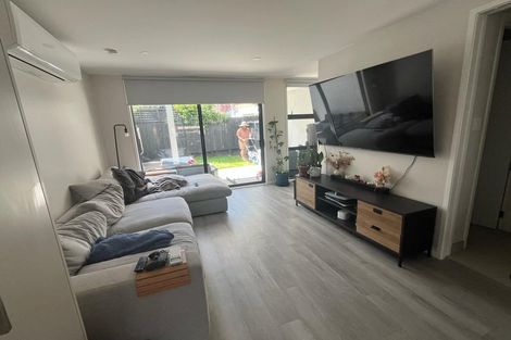Photo of property in 7b Range View Road, Mount Albert, Auckland, 1025