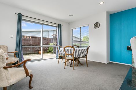 Photo of property in 19 Carnation Court, Cambridge, 3434