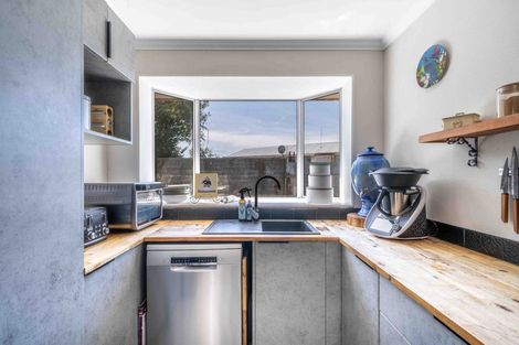 Photo of property in 168 Bluff Highway, Kew, Invercargill, 9812