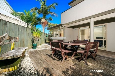 Photo of property in 7 Calypso Way, Unsworth Heights, Auckland, 0632