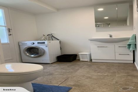 Photo of property in 32 Hythe Terrace, Mairangi Bay, Auckland, 0630