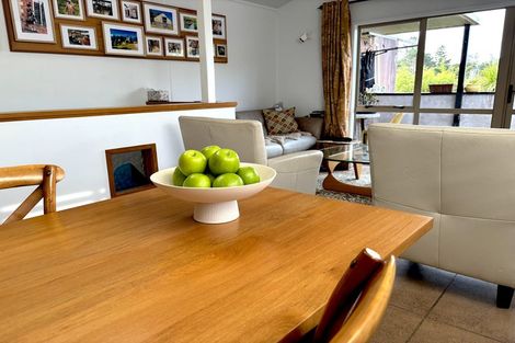 Photo of property in 24 Carnmore Place, Torbay, Auckland, 0630