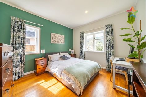 Photo of property in 69 Waiwhetu Road, Waterloo, Lower Hutt, 5011