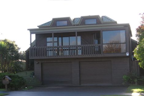 Photo of property in 9a Bramley Drive, Farm Cove, Auckland, 2012