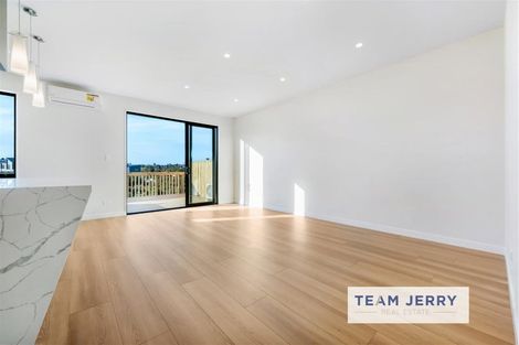 Photo of property in 3 Puihi Crescent, Massey, Auckland, 0614