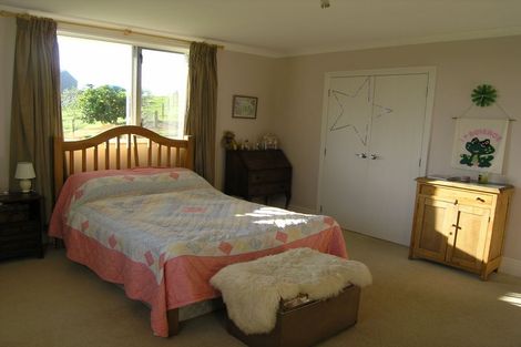 Photo of property in 215 Somerville Road, Tapapa, Tirau, 3485