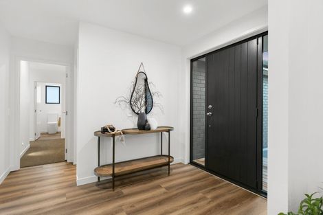 Photo of property in 20 Hanlow Place, Pyes Pa, Tauranga, 3112