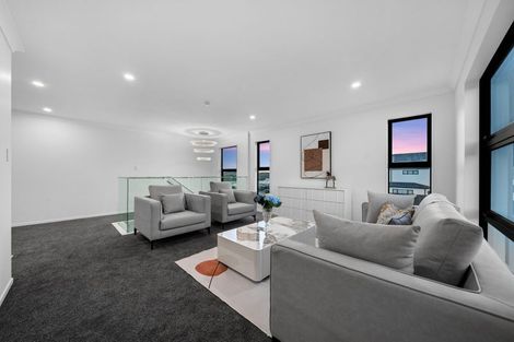 Photo of property in 34 Emerald Avenue, Rosehill, Papakura, 2113
