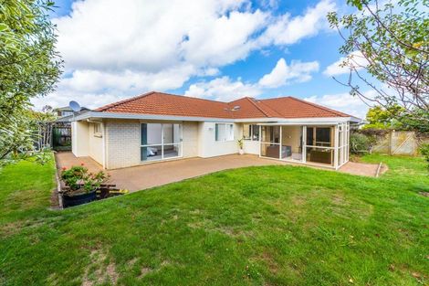 Photo of property in 20 Keswick Close, Northpark, Auckland, 2013