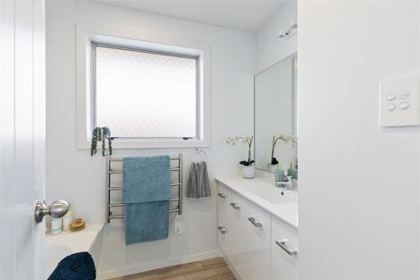 Photo of property in 44 Teesdale Street, Burnside, Christchurch, 8053