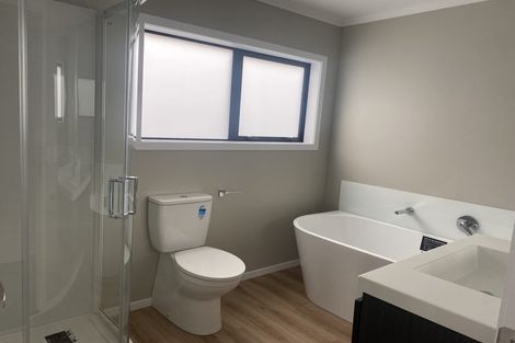 Photo of property in 14 Koru Loop, Paraparaumu, 5032