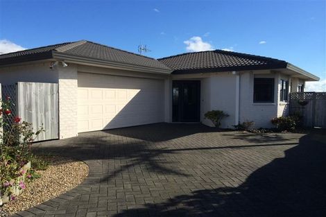 Photo of property in 13 Aspen Place, Papamoa Beach, Papamoa, 3118