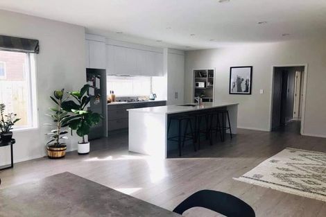 Photo of property in 11 Bianca Court, Karaka, Papakura, 2113