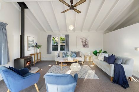 Photo of property in 53a Tiromoana Road, Raumati South, Paraparaumu, 5032