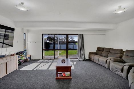 Photo of property in 60 Kapuni Street, Manaia, 4612