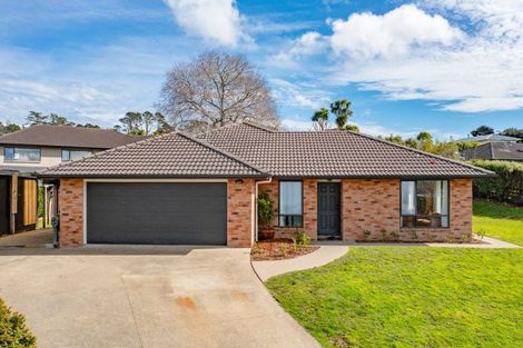 Photo of property in 5 Gavinike Place, Waimauku, 0812