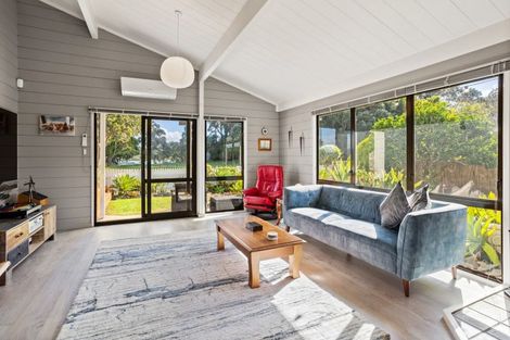 Photo of property in 83 Robinson Road, Whitianga, 3510