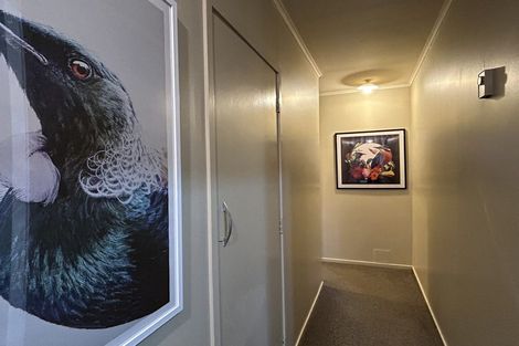 Photo of property in 1/12 Gradwell Place, Two Mile Bay, Taupo, 3330