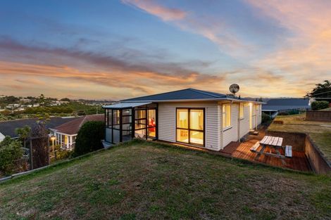 Photo of property in 48 Te Pene Avenue, Titahi Bay, Porirua, 5022
