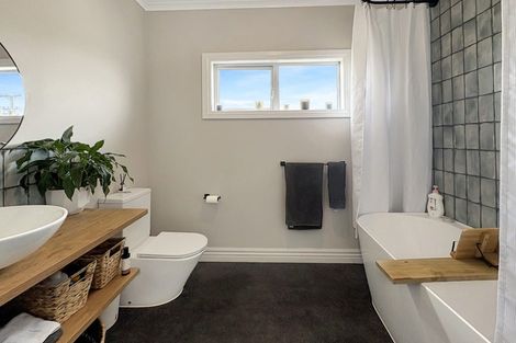 Photo of property in 56 Matai Street, Castlecliff, Whanganui, 4501