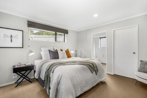 Photo of property in 12 Fendalton Place, Hatfields Beach, Orewa, 0931