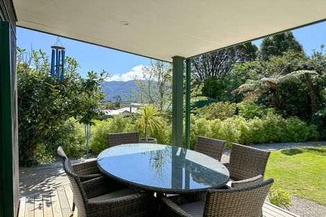 Photo of property in 14 Gibbs Road, Collingwood, 7073