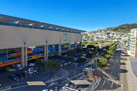 Photo of property in Portal Apartments, 6b/42 Cable Street, Te Aro, Wellington, 6011