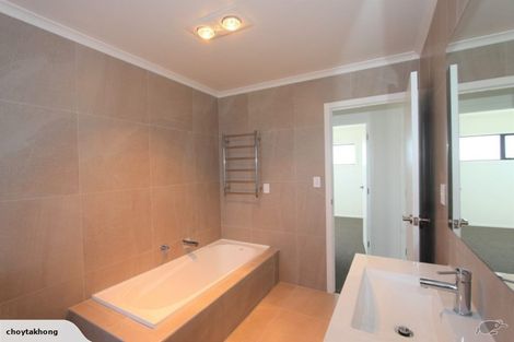 Photo of property in 5 Kukari Close, Flagstaff, Hamilton, 3210