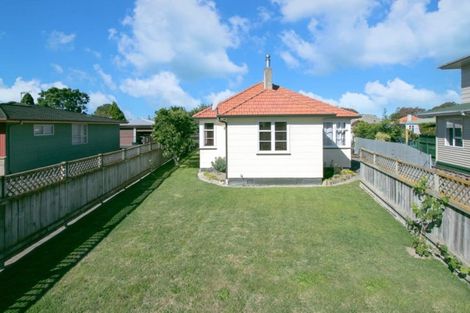Photo of property in 48 Russell Road, Marewa, Napier, 4110