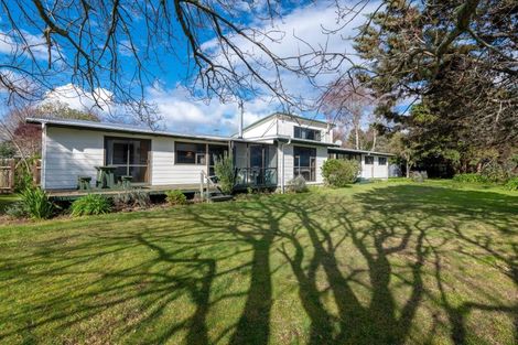 Photo of property in 10 Waana Street, Mourea, Rotorua, 3074