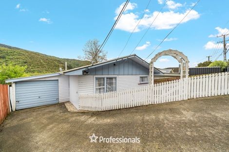 Photo of property in 116 Coast Road, Wainuiomata, Lower Hutt, 5014