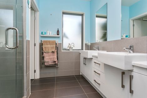 Photo of property in 19 Carnation Court, Cambridge, 3434