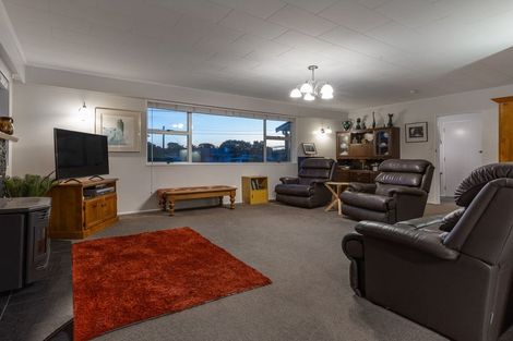 Photo of property in 635 Queen Street East, Levin, 5510